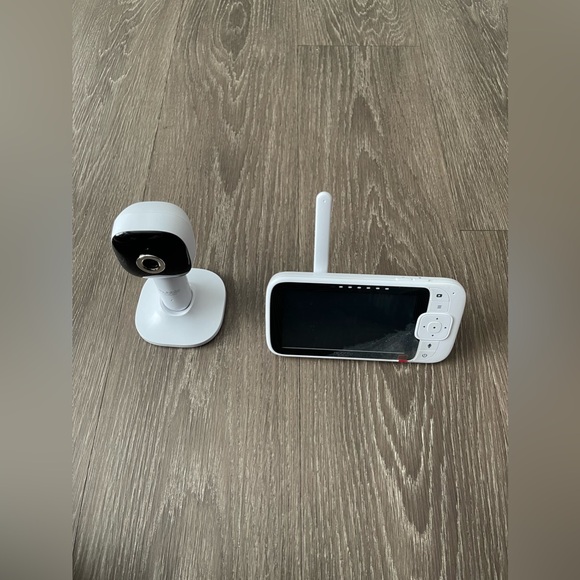 HUBBLE CONNECTED Nursery Pal Cloud 5" Smart HD Baby Monitor & Power Cables - Picture 7 of 10